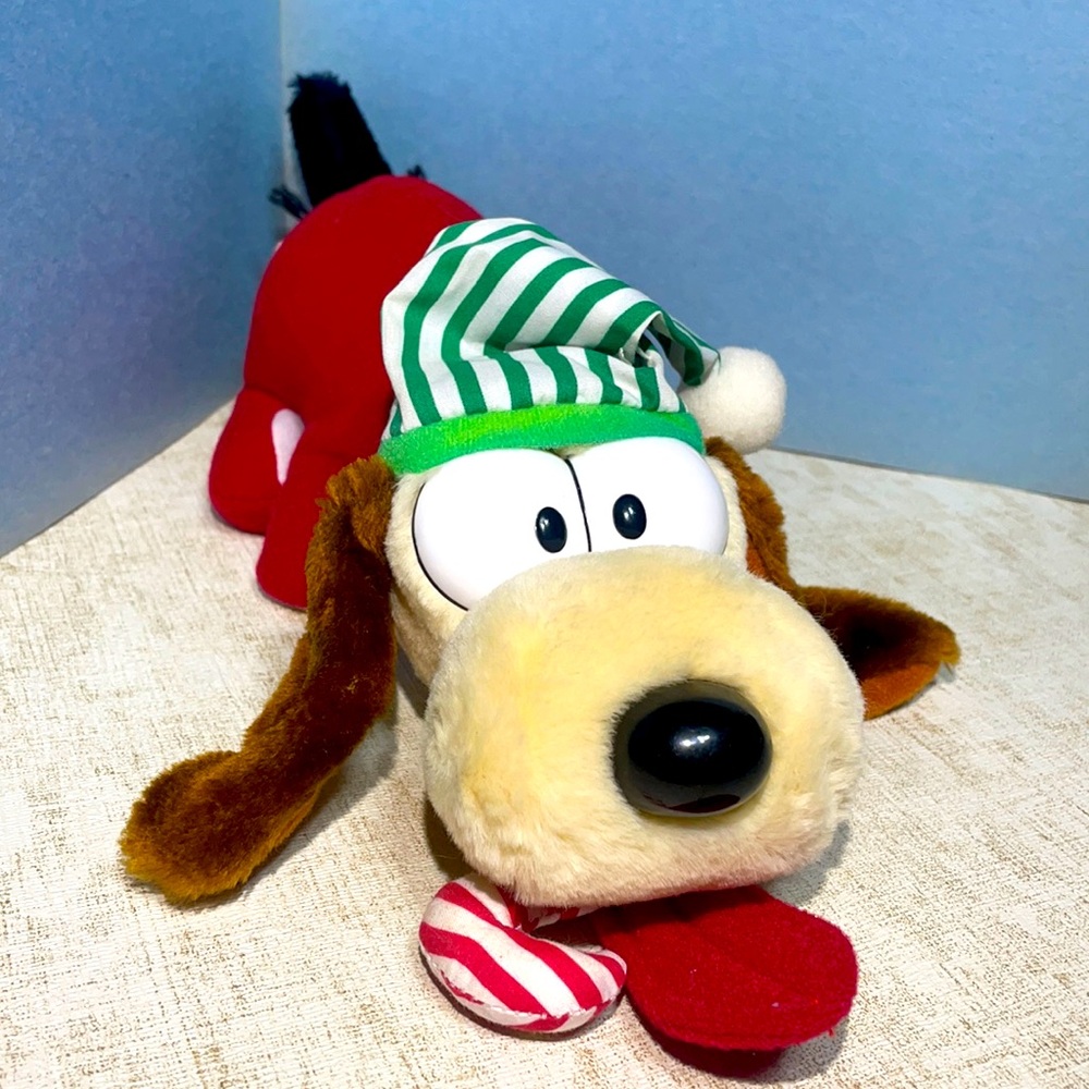 Vintage 1983 Odie Dog From "Garfield" Pajama Candy Cane Plush!